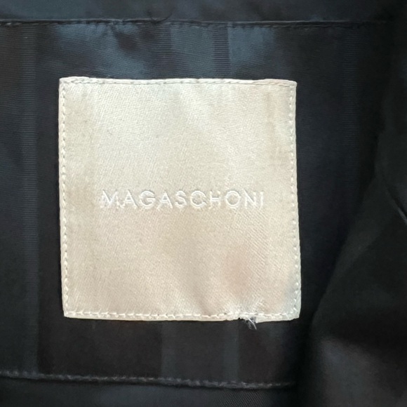 EUC Vintage Magashoni black silk & wool striped blazer, approx size 6 - Picture 6 of 7